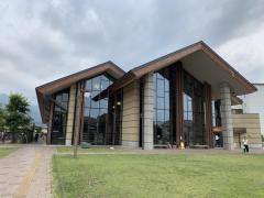 西条市のおしゃれな図書館のイメージ画像