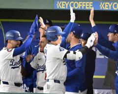 ドジャースが巨人に快勝！「久々に帰ってきたな」大谷翔平の凱旋２ラン含む圧巻の１イニング３発 強力リリーフ陣も健在のイメージ画像