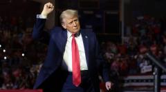 トランプ政権のメディア攻撃が先鋭化「包囲」された報道の自由