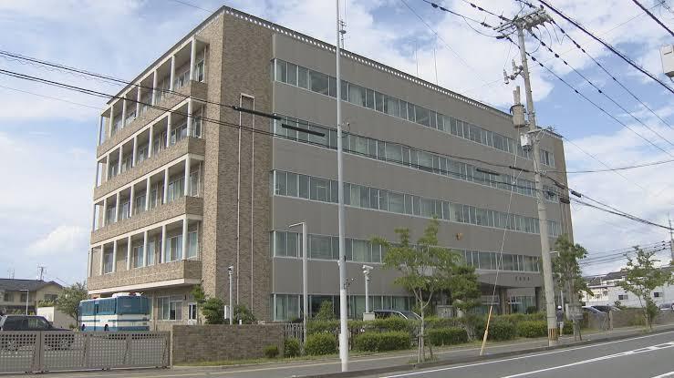 「寝ている人をひいたようだ、呼びかけに応答がない」T字路で左折した車が男性をひく事故 意識不明の重体 福岡・西区