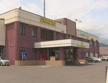 家族と釣りをしていた4歳の男の子が川に転落 父親が飛び込んで救助も死亡確認 北海道上富良野町