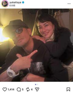 「まさか私のインスタに…」板谷由夏、親友・松岡昌宏との“サシ飲み”を報告！「兄貴と姉貴」の呼び名が相応しい大人の友情にファン感動