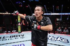 UFC312でフライ級の有望株、鶴屋怜 vs スチュワート・ニコルの試合が消滅