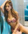 央川かこ、パーフェクトボディに赤の..