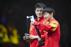 ＜卓球＞WTTチャンピオンズ重慶、中国の樊振東と孫穎莎が男女シングルスで優勝のイメージ画像