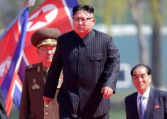 北朝鮮、駆逐艦の進水式で重大事故金正恩氏一部始終目撃「犯罪的行為」と激怒のイメージ画像