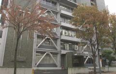 「17歳になにしとるん」「児童ポルノになるぞ」風俗案内所店員の男（26）と少女（17）など3人を恐喝などの疑いで逮捕 男性から現金3万円とキャッシュカードを脅し取ったか 広島のイメージ画像