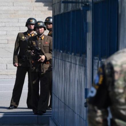 国連司令部停戦委、亡命の北朝鮮兵銃撃受け状況調査 韓国