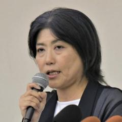 学歴詐称問題の田久保伊東市長、百条委に出頭も質疑応答かみ合わず…証言拒否も