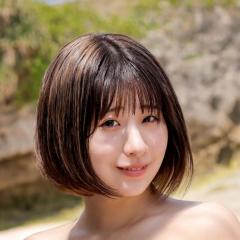 新人グラドルやしろじゅり。、キャラにマッチした小悪魔的なメイド役となって御主人様を誘惑