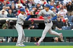 ドジャース、先発全員安打の快勝で敵地2連勝大谷翔平が3戦連発の20号2ラン日本人最多6度目の大台到達のイメージ画像