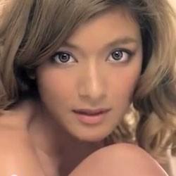 ナメてんか！捜査当局激怒 ローラ 父の釈放喜べない