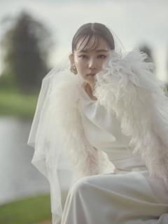 山田杏奈、純白ウエディングドレス姿披露 理想の結婚式明かすのイメージ画像
