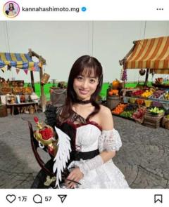 橋本環奈、異世界に転生！？ CMで話題の“天使とデビル”コスチュームに「最強クラス美」と絶賛の嵐