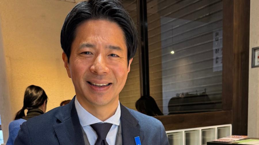 中道落選の岡田悟氏「ヤジはほぼデマ、居眠りはデマ」　自身をめぐる評価を否定で批判殺到のワケ