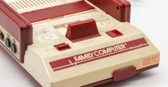 ファミコン・セガサターンなどのレトロゲーム人気が再燃！ その魅力はどこ？のイメージ画像