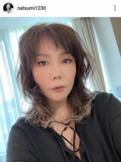 小川菜摘、髪ばっさりの５９歳イメチェンショットに「美しい」「キレイです」と絶賛の声のイメージ画像