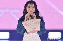 林芽亜里、花柄ワンピで春の装い ピンクの色使いが可愛い【GirlsAward 2025SS】