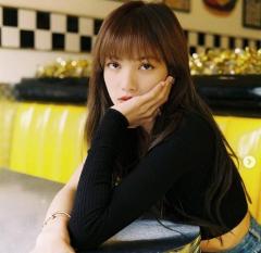 BLACKPINKリサが撮影で訪れたカフェのオーナー、セクハラ発言で謝罪