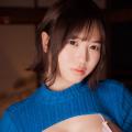 息遣いまで聞こえる“肉感接写”…カメラが極限まで接近！鈴原りこが魅せるもっちりスタイル