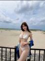 桃里れあ、ビーチで魅せた美白美乳ボディに反響「まさに女神」「フィギュアみたい」