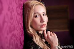 ヘラヘラ三銃士ありしゃん、妊娠中＆出産後のユーモア溢れる比較ショットが話題「ナイスアイディア」「面白い」の声