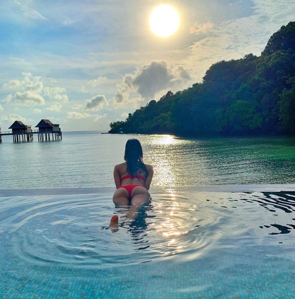 菜々緒 インスタに食い込みビキニ姿をアップ スレッド閲覧 ローカルクチコミ爆サイ Com関東版