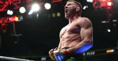 ドリカス・デュ・プレシ「ウィテカーは王座挑戦に値する」
