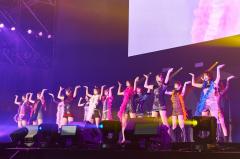現役女子大生グループ・フジコーズ、ボディコン衣装で“バブリー全開”ステージ「誰か1人推しを作って帰って」笑顔でアピール＜AGESTOCK2024＞