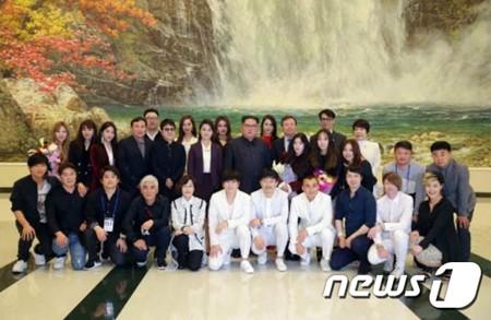 金正恩氏 韓国芸術団の公演を観覧 「平和の春がきた」