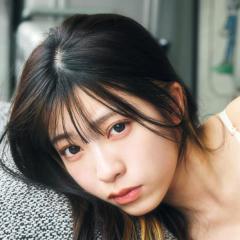 ミスマガ2022読者特別賞・三野宮鈴、大人な表情で魅了のイメージ画像