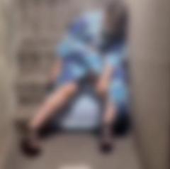 《真夜中の歌舞伎町、路上でスヤスヤ…》無防備な日本人女性が“路上で寝ている動画”が海外メディアで物議「これが当たり前なのか」「治安がいいからね」のイメージ画像