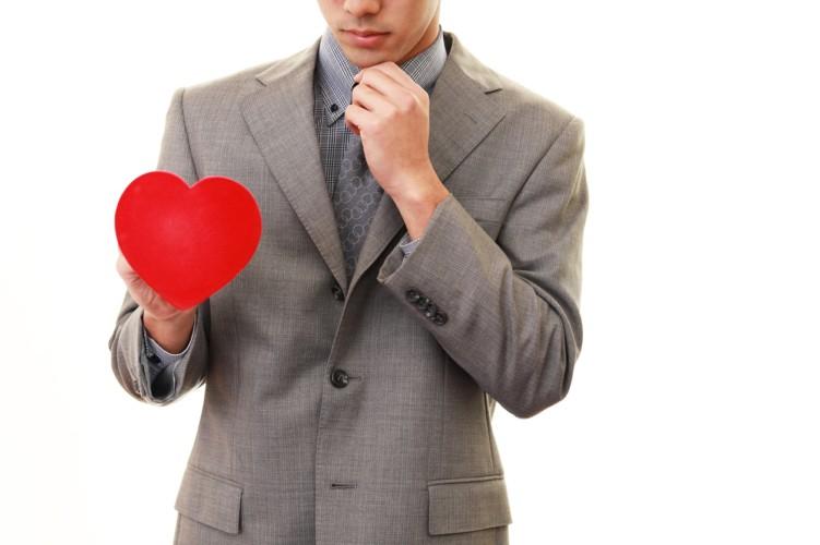 妻にだけは知られたくない！既婚男性の隠し事8つ