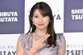 モー娘。牧野真莉愛、ドレス姿で美肌輝くショット公開「美しすぎる」「透明感すごい」と反響