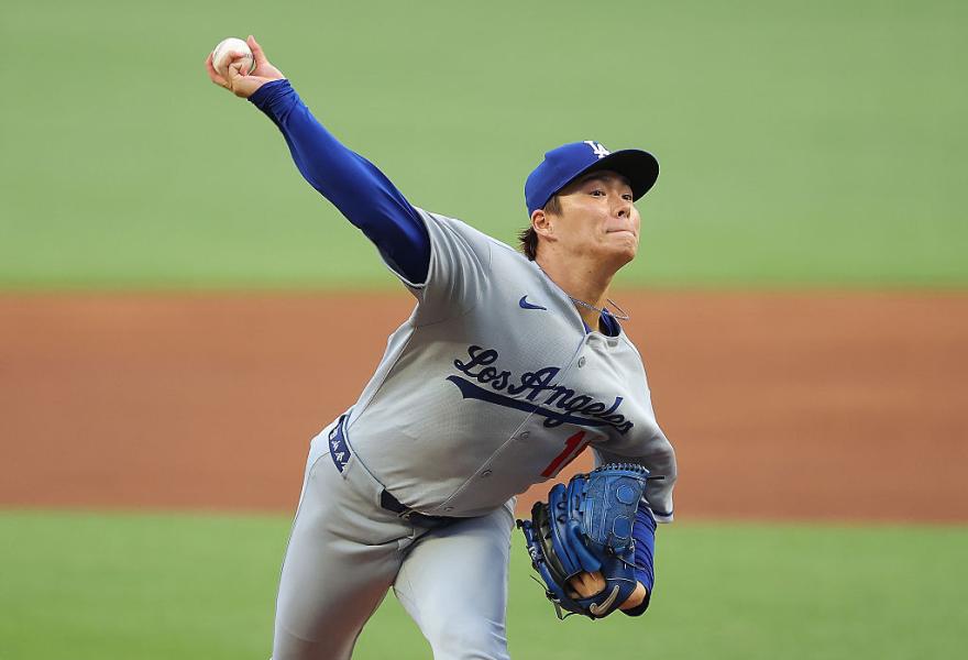 ドジャース・山本由伸、6回1安打無失点の好投で今季4勝目の権利月間MVP初受賞を飾る圧巻投球で防御率「0.90」