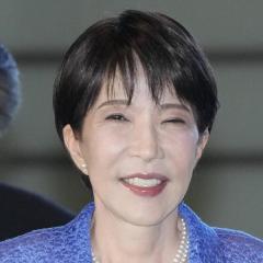 「無責任の極み」「支持できますか？」芥川賞作家 止まぬ高市批判…「嘘の経歴」糾弾で疑惑再燃も