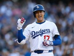 ドジャース、待望の後半戦初勝利二刀流・大谷翔平が3回1失点＆3戦連発の35号決勝弾女房役スミスは2打席連発