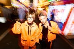 スカイピース・テオくん、30歳迎え兄との2ショット公開 幼少期との比較に「2人とも変わらない」「再現度高い」の声