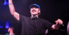 Dom Dolla、全米屈指の巨大フェス「Lollapalooza」で名物ステージの観客記録を更新
