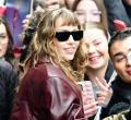 マイリー・サイラス「古着と偽ってドラッグ買っていた」と告白