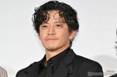 小栗旬「映画にはない部分の大変さもきっといっぱいあった」モデルとなった本人から手紙【フロントライン】のイメージ画像