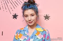 仲里依紗、ビキニ姿公開 シンガポールでナイトプール満喫「楽しそう」「絶景で凄い」の声