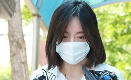 「執行猶予中に麻薬」“ミルク姫”ファン・ハナ、懲役2年の実刑判決＝韓国