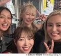 小島瑠璃子が池田美優・指原莉乃・大家志津香と4ショット、“しーちゃんの結婚式”報告