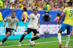 またも決勝トーナメントで勝てずも「成長はあった」…伊東純也は日本代表に「自分から辞める選択肢はない」のイメージ画像
