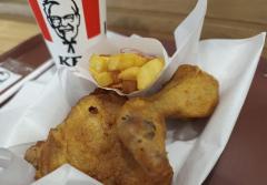 KFC、チキン単品310円の価格妥当性に疑問…値上げをごまかす感謝祭パックのイメージ画像