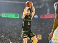藤井祐眞が史上初の快挙…500試合出場..