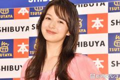 1児の母・森絵梨佳「撮影現場にあったからあげの味再現」大量唐揚げ公開「長芋最高」「色から美味しそう」の声のイメージ画像