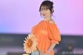 「おむすび」で話題・岡本夏美、肩出..