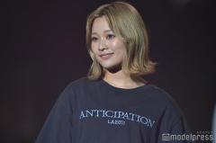 「今日好き」上ノ堀結愛、シースルートップスで素肌見せ 美ウエストもチラリ